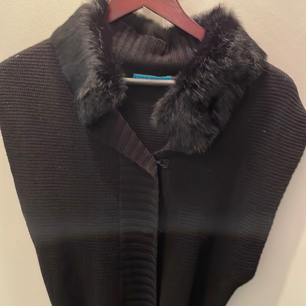 Alice + Olivia long, black, tie sweater, 15% Wool Fur Collar & 100% Angora